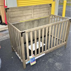 To Amo  Baby Crib And Dresser Set NEW