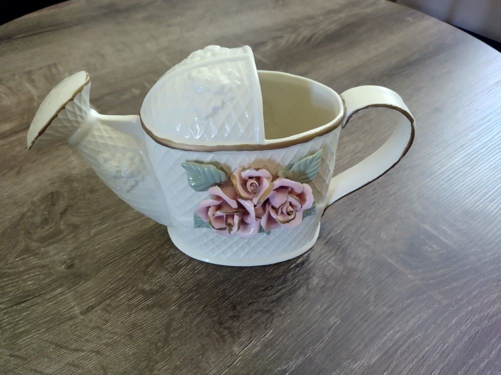 16 Pieces Lot of Vintage Home Decorations