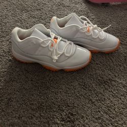 Air Jordan 11 Retro Low 