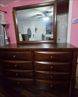 Recamara de 5 piezas de madera/Complete 5-Piece Bedroom Set (Dark Wood Finish)77023