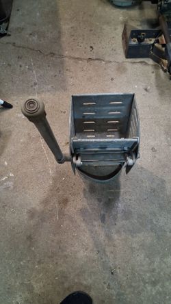 Vintage Galvanized Metal Mop Wringer