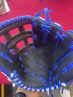 Baseball Glove/ Softball Glove Thumbnail