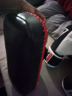Thaismai kicking pad
