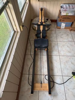 Used Water Rowing Machine – Works Great