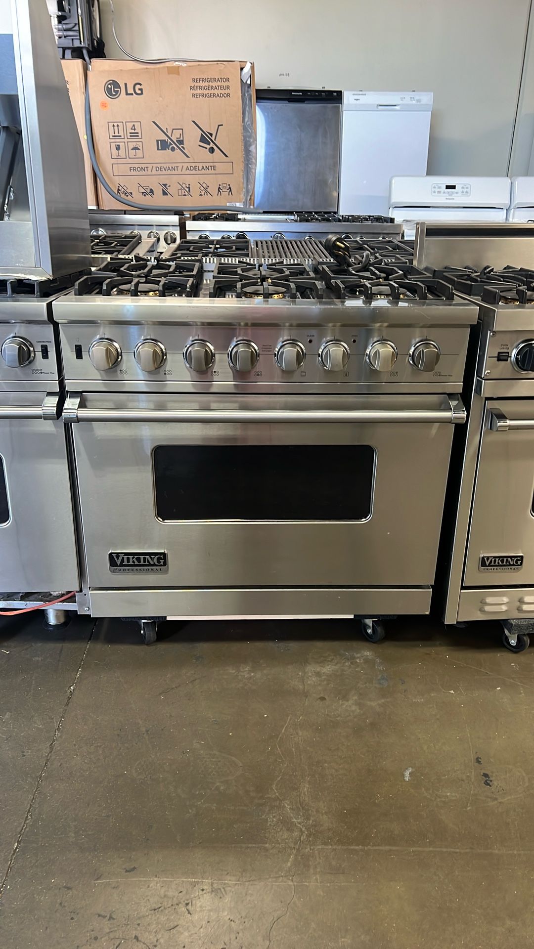 Viking 36”Wide Dual Fuel Range Stove In Stainless Steel 6Burners 