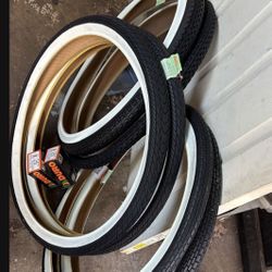 26x2.125 Tires And Tubes    Duro