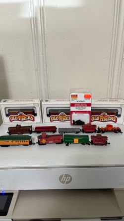 12 Bachmann N Scale Trains
