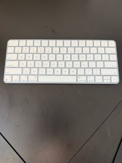 Apple keyboard