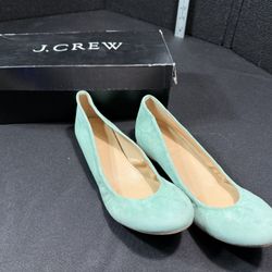 Pair of J.Crew Cece Womens Made In Italy Suede Vivid Aqua Ballet Slip On Flats Size 7.5
