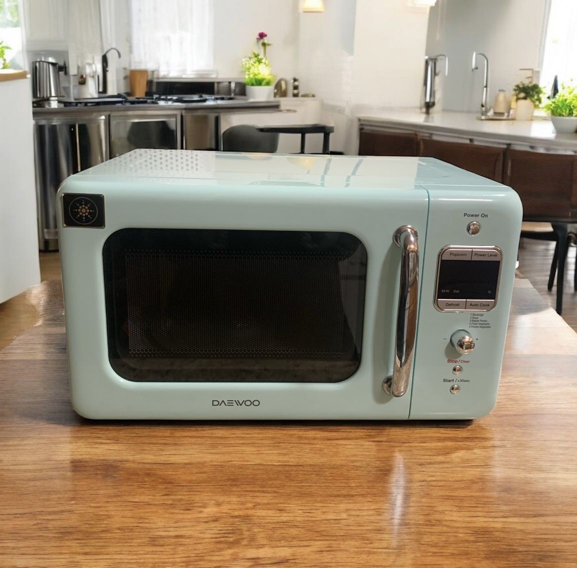 Like New-Nice Classic Retro Modern Style Microwave