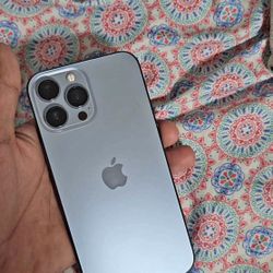 IPhone thirteen Pro Max Unlocked For Sale 