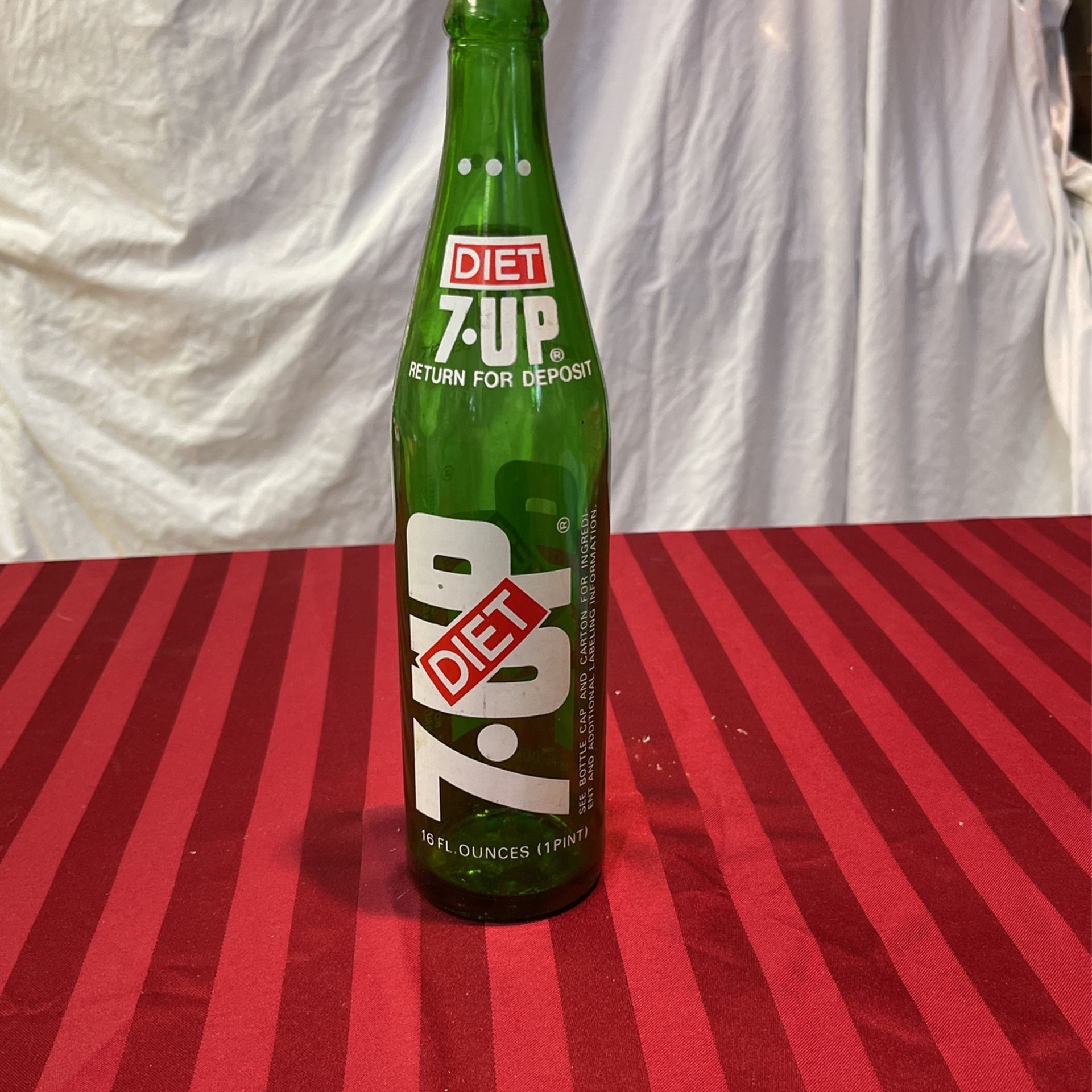 Seven up vintage bottle