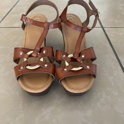 Women’s 7.5 Heels
