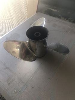 Viper LH rotation Evinrude prop