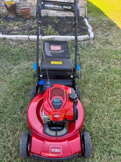Toro Self Propelled Lawnmower **FREE DELIVERY**