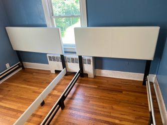 Full mattress and bedframe