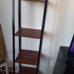 BRAND NEW BOOKSHELF/SCULPTURE SHELF!! 