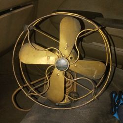 Antique Northwind Isolating Two Speed Table Fan