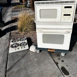 STOVE, MICROWAVE AND OVEN USED BUT IN GOOD CONDITION 