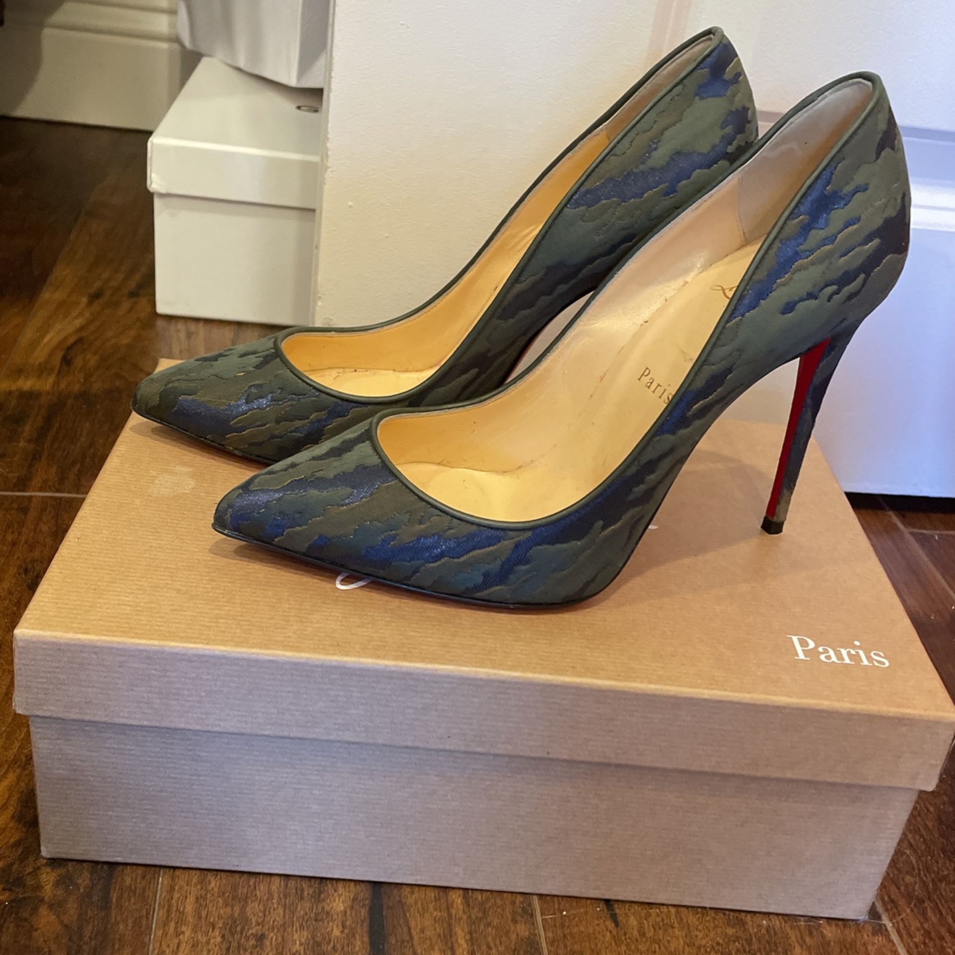Christian louboutin Heels