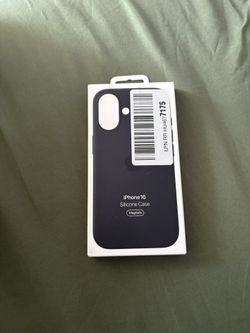 iPhone 16 Silicone Case 