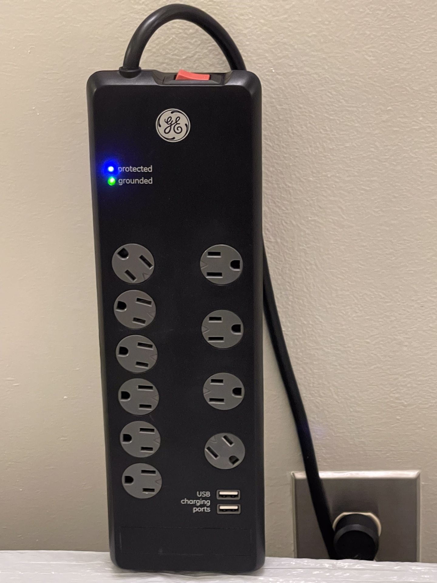 GE 10-Outlet Surge Protector w/2 USB-A Ports & 6 Ft A/C Cord - posted price is firm.
