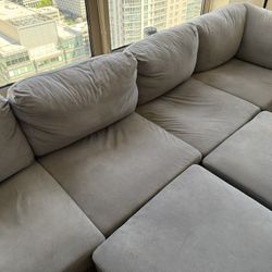 6- Piece Sectional Couch