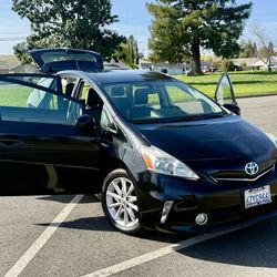 2013 Toyota Prius V