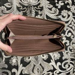 Micheal Kors Wallet 