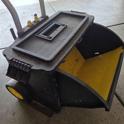 Box for spare parts on wheels