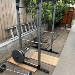 SQUAT/POWER RACK /OLYMPIC WEIGHT PLATES/BARBELL/CURL BAR