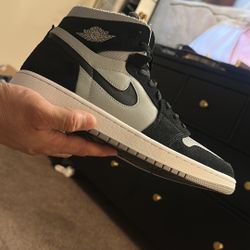 JORDAN 1 Retro High