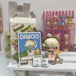 Dimoo Hand in Hand Figure Authentic
