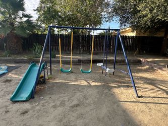Playground set