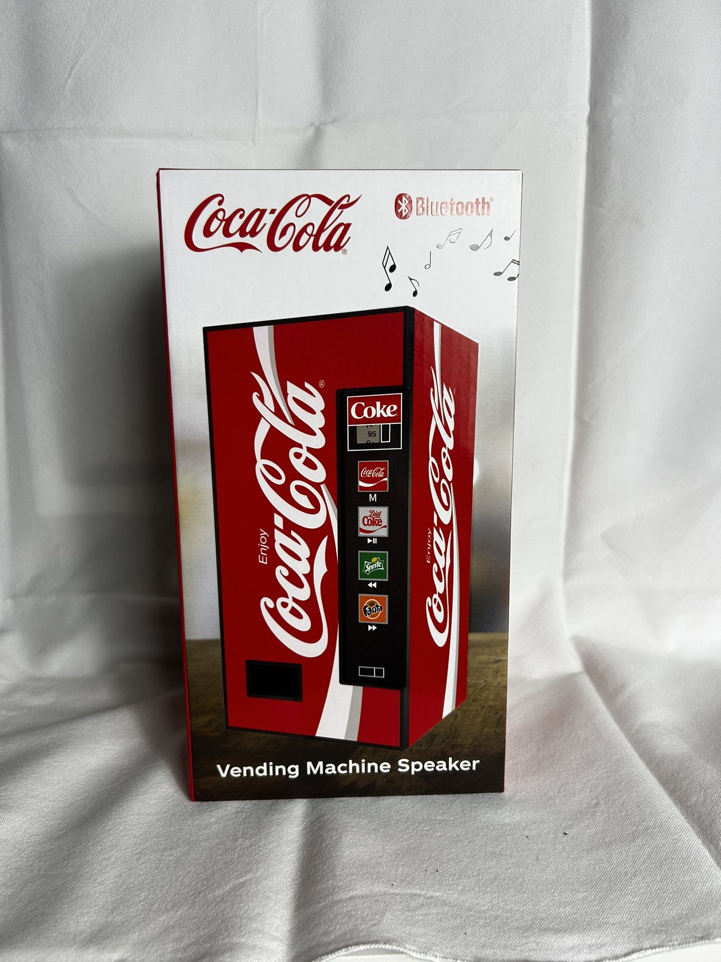 Coca-Cola Vending Machine Bluetooth Speaker Red