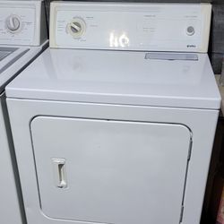 Secadora De Gas Kenmore Heavy Duty Con Garantía Lusiendo Y Trabajando Exelente $240