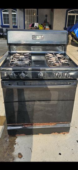 Gas stove
