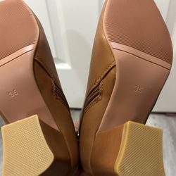 Women Heels Size 5.5 