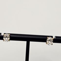 ✨ 2 CT Moissanite Stud Earrings – Gold Over 925 Silver ✨