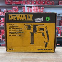DEWALT 7.8 Amp Corded 1/2 in. Variable Speed Reversible Hammer Drill