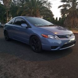 Honda Civic Coupe super clean!