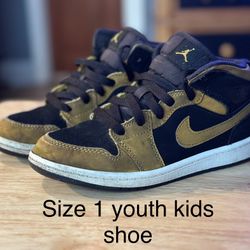 Size 1 Youth Kids Shoe Nike