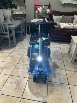 Electric Scooters like new!!!!!