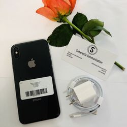 Factory unlocked iPhone x 64 gb, excellent conditions store warranty 