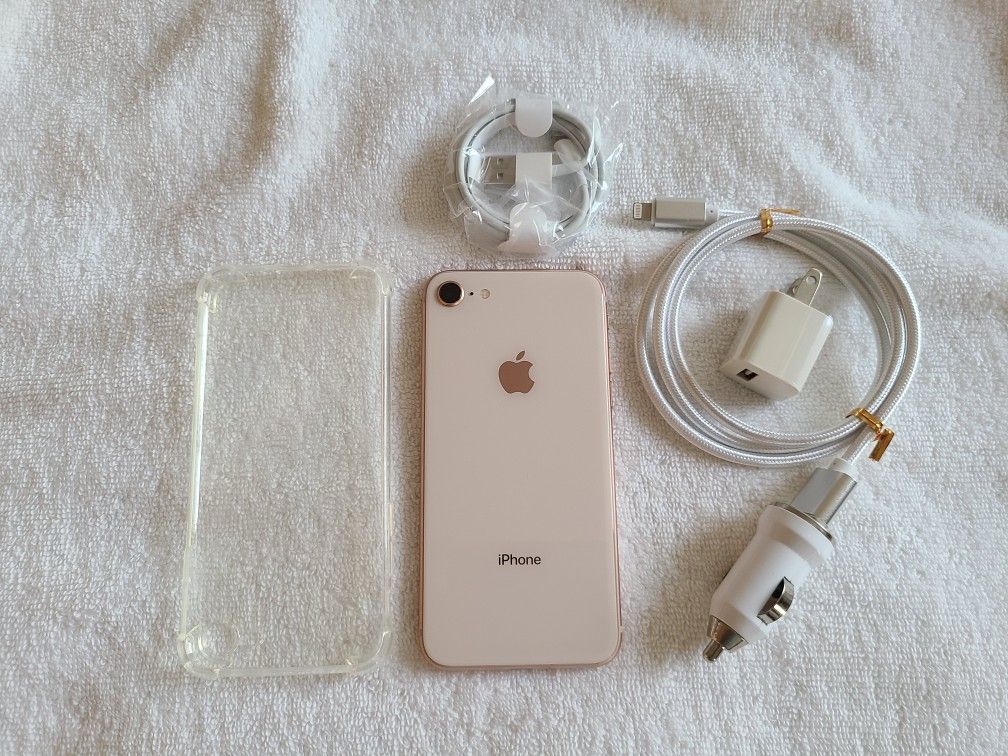 IPhone 8 64GB unlocked gold like new