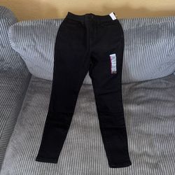 Women Black Jeans NWT Size 3