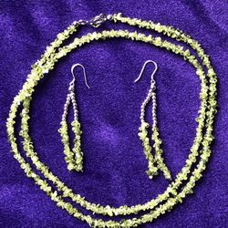 Peridot Chip Necklace & Earring Set 
