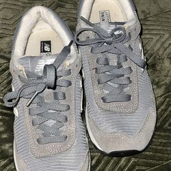 New Balance Shoes Size 5.5