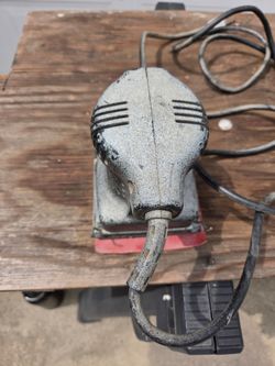 1/4 Sheet Skil Power Sander