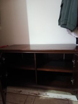 Tv stand